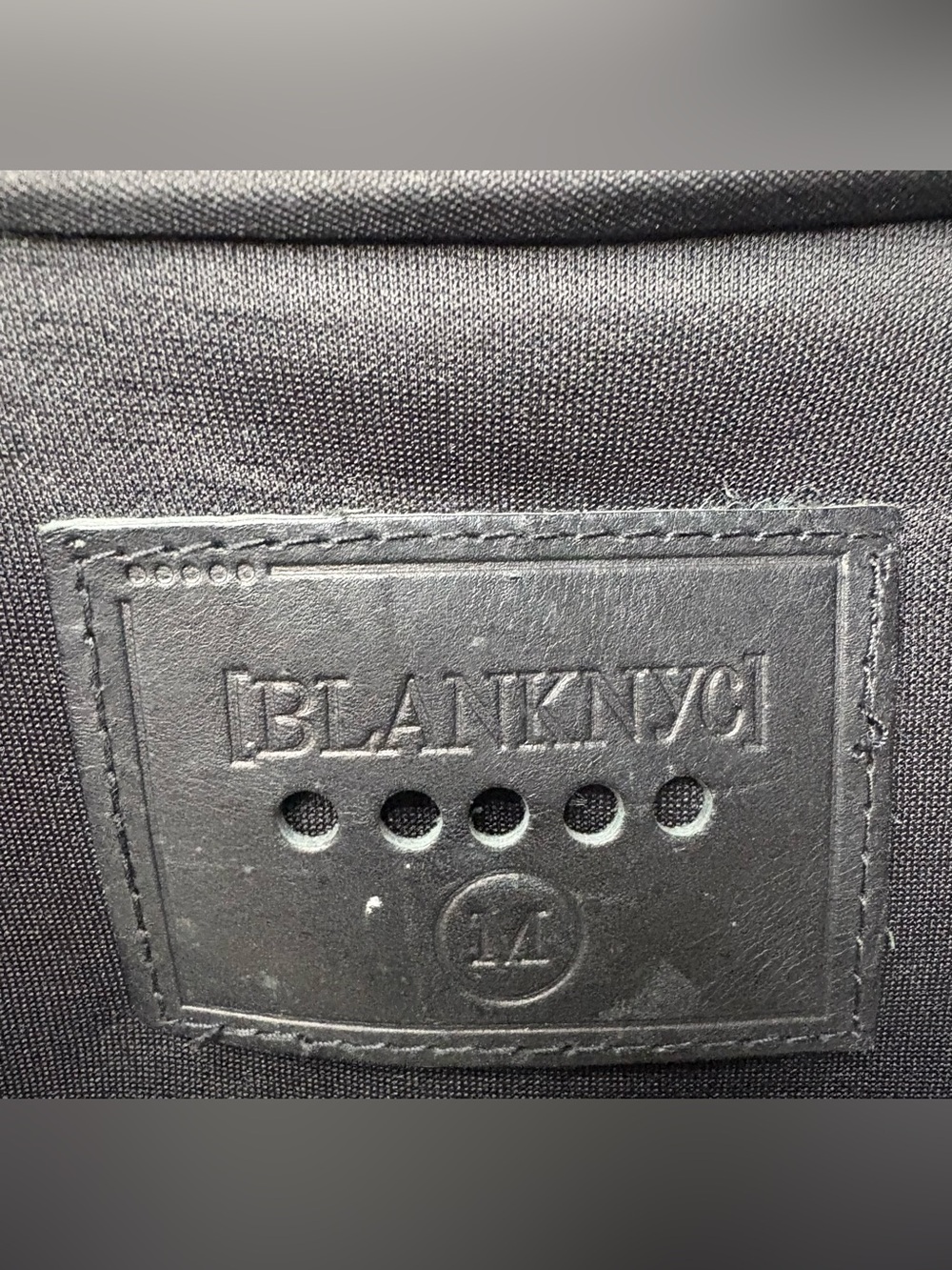 [BLANKNYC] NWOT Crushed Velvet Cropped Asymmetrical Moto Jacket Deep Merlot - M - Picture 15 of 15